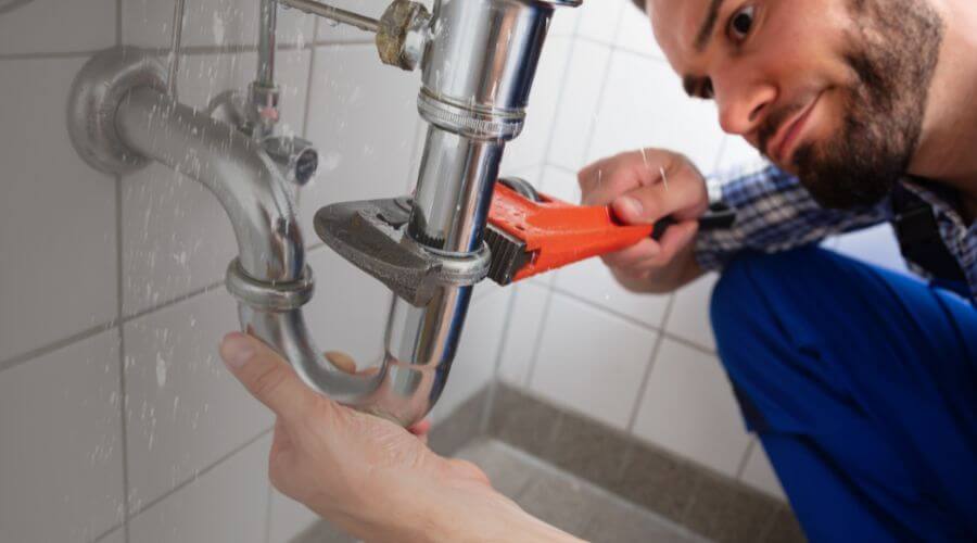 Toilet maintenance in Edgerton, WY